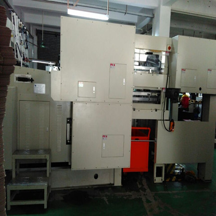 AUTO die-cutting machine